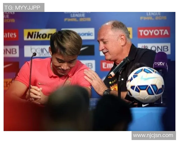 足球场上的楷模没有犯规的明星球员们展现了什么样的职业精神与道德风范